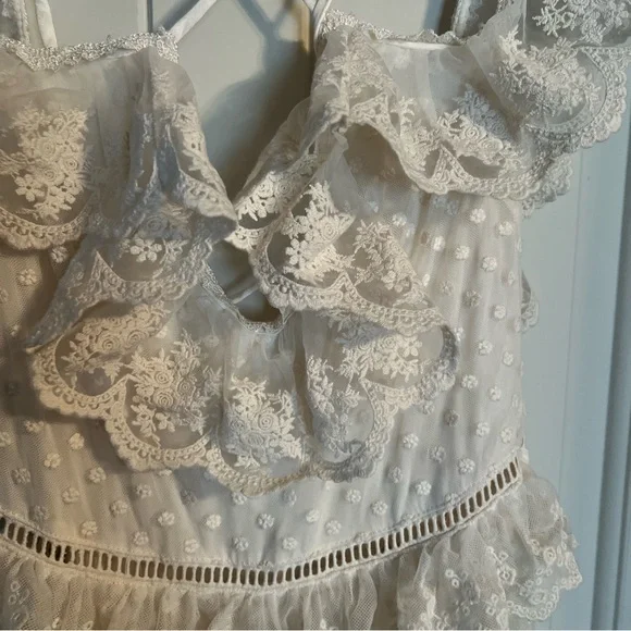 Spell Chloe Gown - Picture 6 of 16